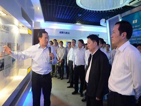 宜昌市委书记夏锦文莅临J9集团国际站股份视察